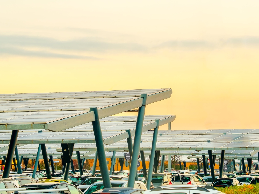 Panneaux solaires obligatoires sur les parkings